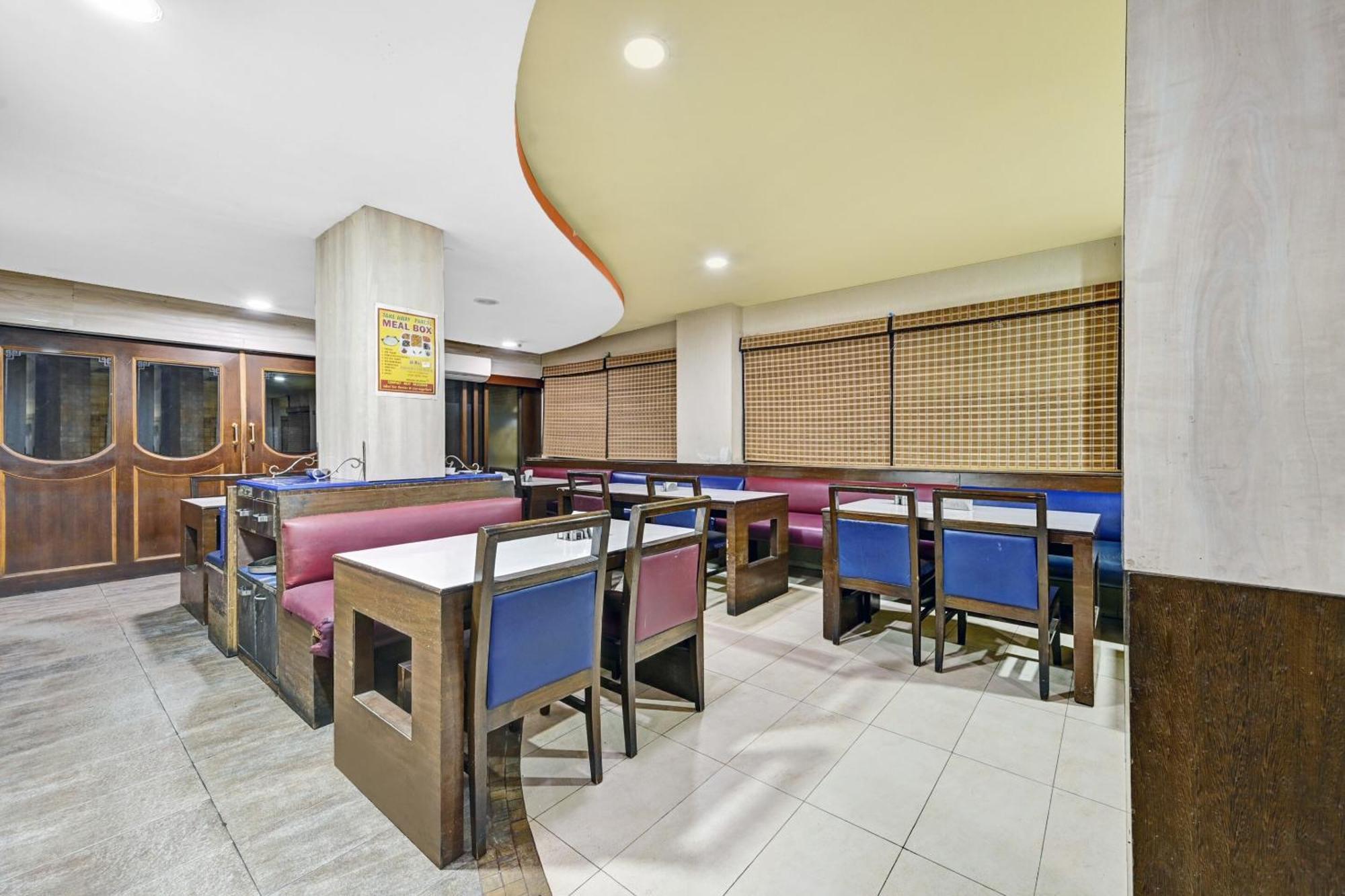 Super Townhouse Oak Hotel Belsons Taj Mahal Secundurabad Exterior foto